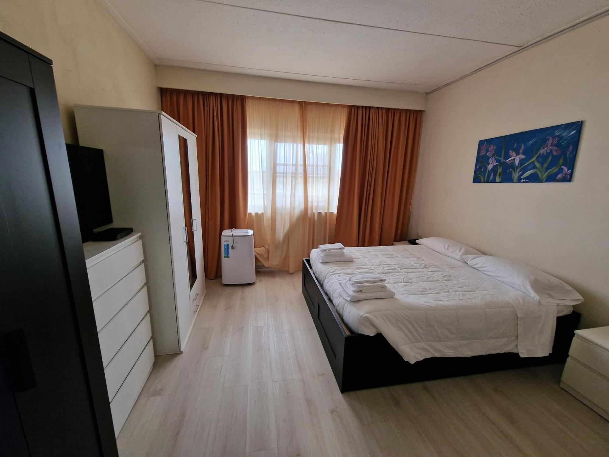 Modo Hotel Vercelli Esterno foto