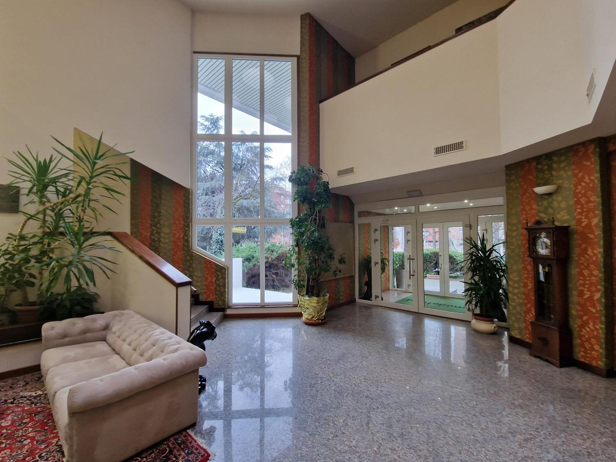 Modo Hotel Vercelli Esterno foto